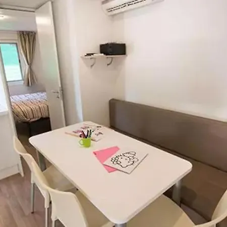 Le Chene Gris Kamp alanı