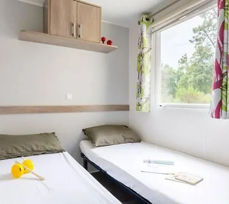 Camping Le Chêne Gris Pommeuse